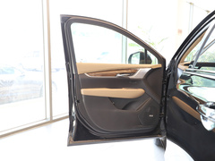 2022款 2.0T 四驱铂金型