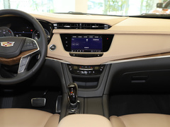 2022款 2.0T 四驱铂金型