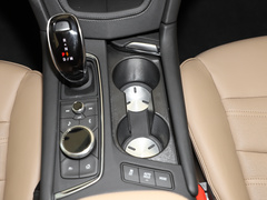 2022款 2.0T 四驱铂金型