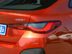2022款 425i Gran Coupe M运动曜夜套装