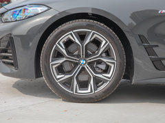 2022款 430i Gran Coupe M运动曜夜套装