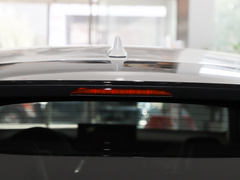 2022款 2.0L CVT两驱豪华版