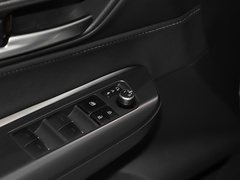 2022款 2.0L CVT两驱豪华版