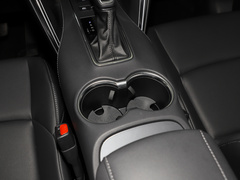 2022款 2.0L CVT两驱豪华版