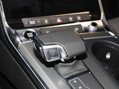 2022款 Avant 先锋派 45 TFSI 臻选动感型 