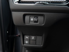 2022款 240TURBO CVT燃擎版
