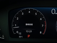 思域 2022款 240TURBO CVT燃擎版