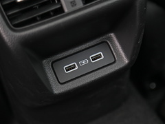 2022款 240TURBO CVT燃擎版