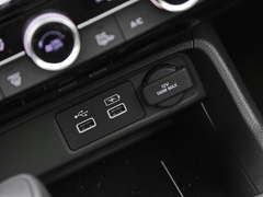 2022款 240TURBO CVT燃擎版
