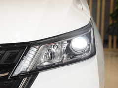 2021款 1.5T 手动星光版