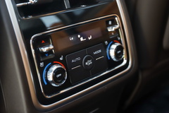 2022款 3.0T 商务版 造境型 5座