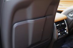 2022款 3.0T 商务版 造境型 5座