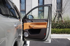2022款 3.0T 商务版 造境型 5座