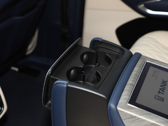 2022款 3.0T 商务版 造境型 5座