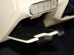 2022款 3.0T 商务版 造境型 5座