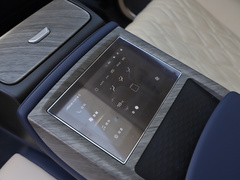 2022款 3.0T 商务版 造境型 5座
