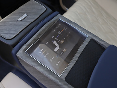 2022款 3.0T 商务版 造境型 5座