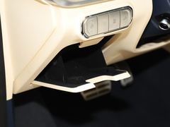 2022款 3.0T 商务版 造境型 5座