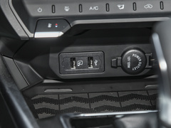 2021款 1.5T CVT扎起版