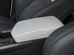 2021款 1.5T CVT扎起版