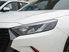 2021款 1.5T CVT扎起版