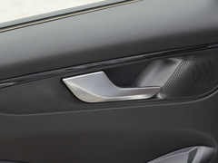 2021款 1.5T CVT扎起版