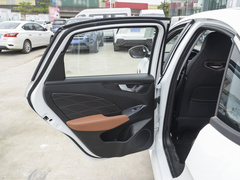 2021款 1.5T CVT扎起版