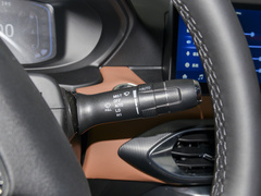 2021款 1.5T CVT雄起版