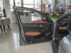 2021款 1.5T CVT雄起版