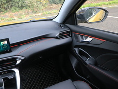2021款 1.5T CVT霸道版