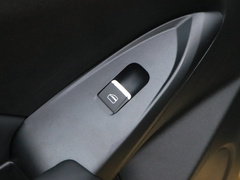 2021款 1.5T CVT霸道版