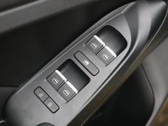 2021款 1.5T CVT霸道版