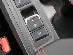 2021款 1.5T CVT霸道版