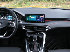 2021款 1.5T CVT霸道版