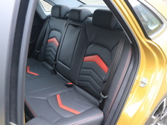 2021款 1.5T CVT霸道版