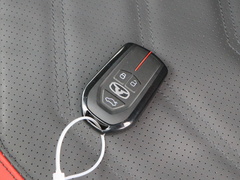 2021款 1.5T CVT霸道版
