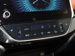 2022款 1.5L 锐・旗舰版