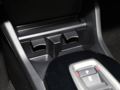 2022款 1.5L 锐・旗舰版