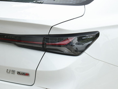 2021款 1.5L CVT尊贵版