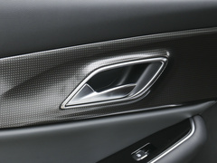 2021款 1.5L CVT尊贵版