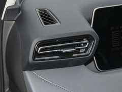 2021款 1.5L CVT尊贵版