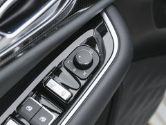 2021款 1.5L CVT尊贵版