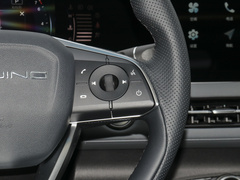 2021款 1.5L CVT尊贵版