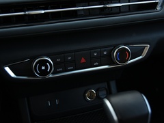 2021款 1.5L CVT尊贵版
