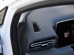 2021款 1.5L CVT尊贵版