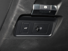 2022款 249PS R-Dynamic S 性能版 5座