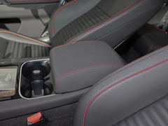 2022款 249PS R-Dynamic SE 性能科技版 5座