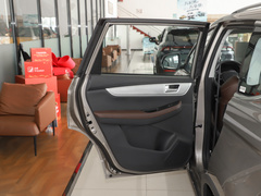 2022款 盛世款 1.6L 手动筑梦版五座