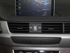 2022款 盛世款 1.6L 手动筑梦版五座