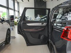 2022款 盛世款 1.6L 手动追梦版五座